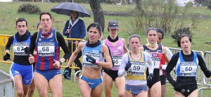 El atletismo torrejoncillano brilló entre agua y barro