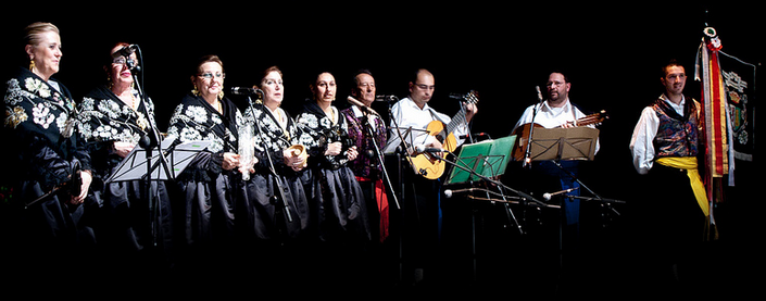 Coros y Danzas de Torrejoncillo en Alba de Tormes