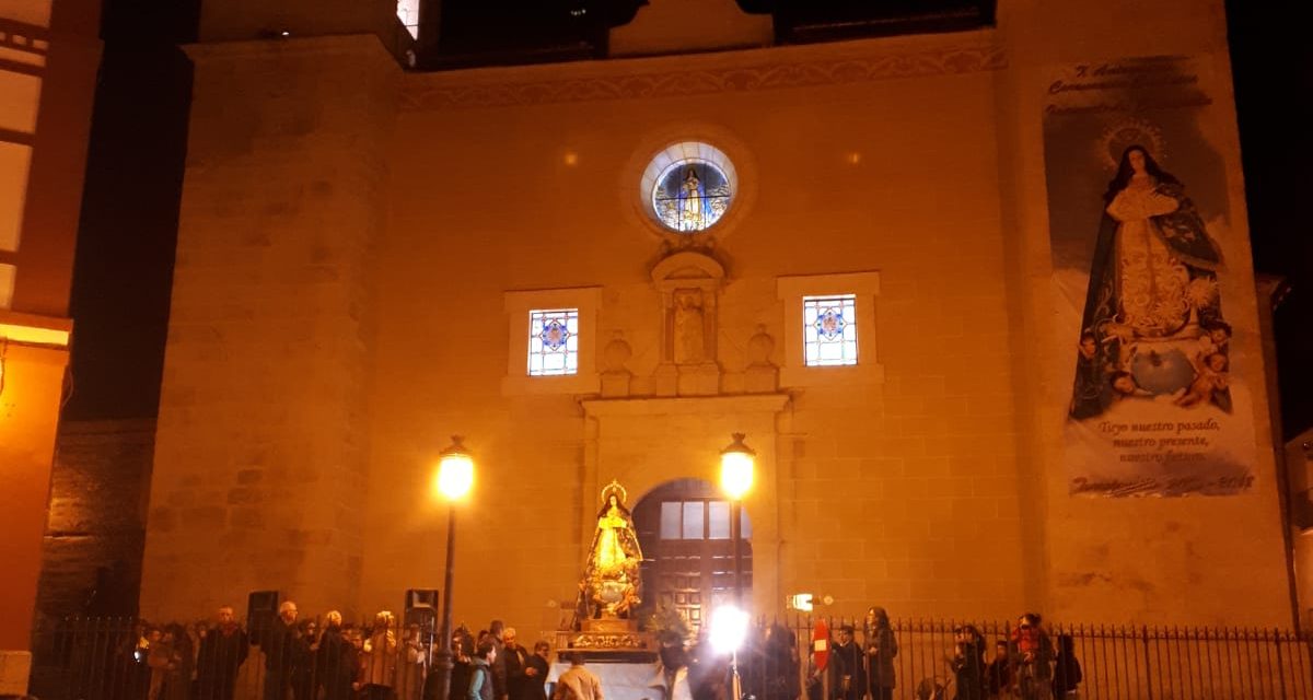 Torrejoncillo celebró su Ofrenda Floral a Caballo a María Inmaculada