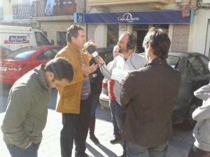 El programa de Canal Extremadura Radio «El Sol Sale Por El Oeste» estuvo en Torrejoncillo