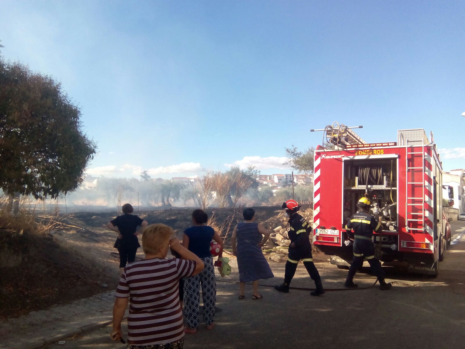 Incendio en Torrejoncillo en la zona del «Perché»