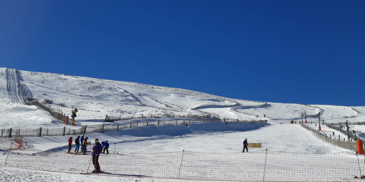 500 escolares participarán en el programa Deportes de Invierno de la Diputación de Cáceres