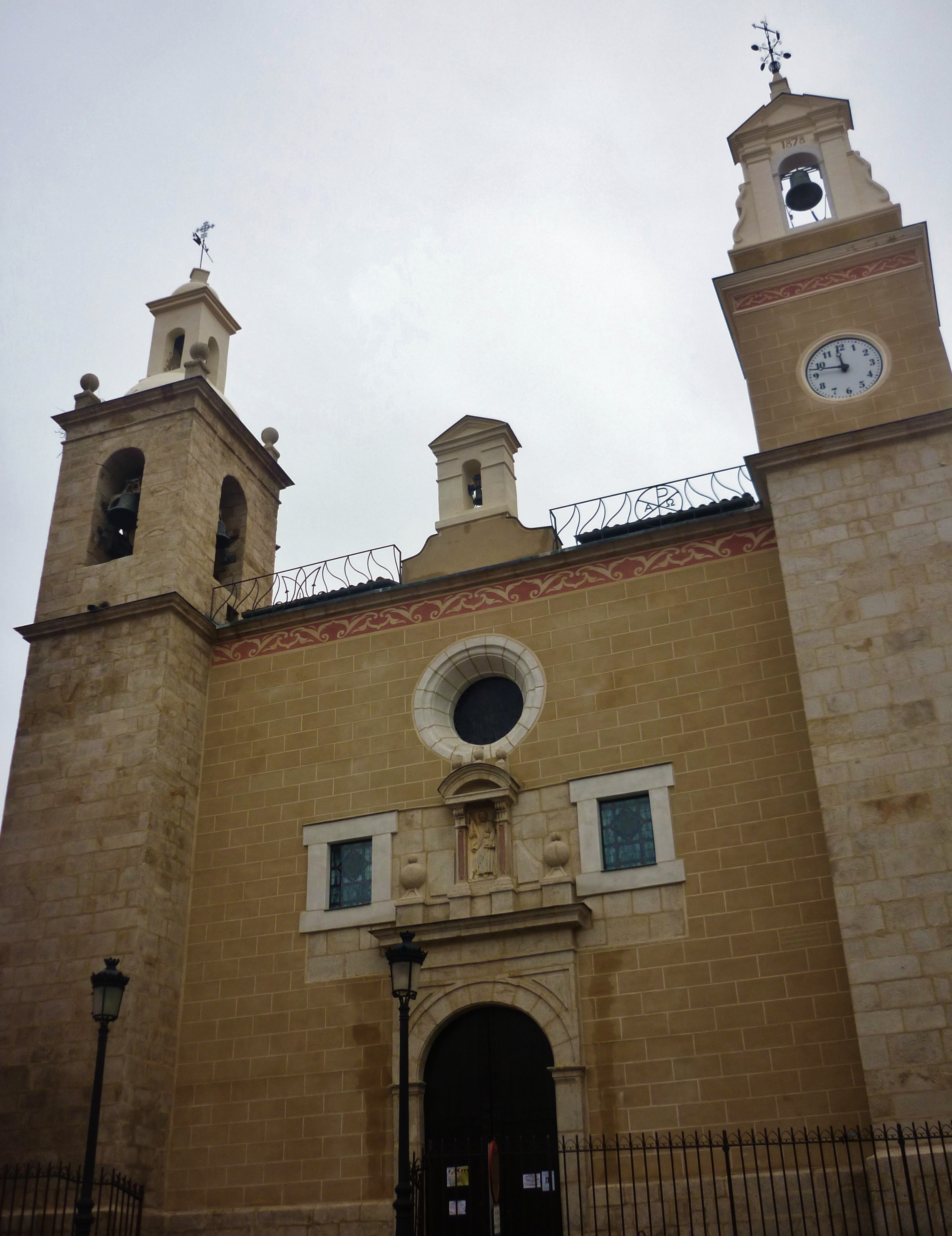 Traslado de las nuevas puertas de la Iglesia de San Andrés