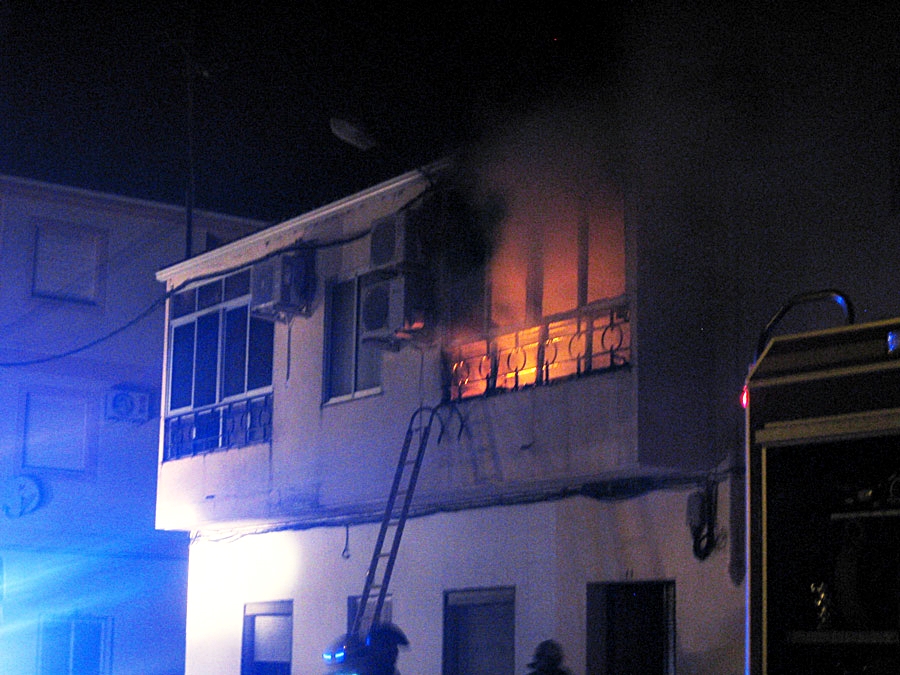 Dos mujeres, de 88 y 47 años, fallecen en un incendio en Coria