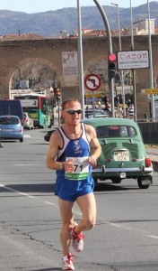 Juan Luis Cirujano subió al podio en 2ª posición sénior en la Media Maratón de Plasencia - ARCHIVO