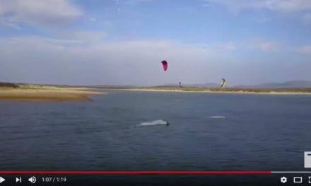 Kitsurf en el Pantano de Portaje-Torrejoncillo