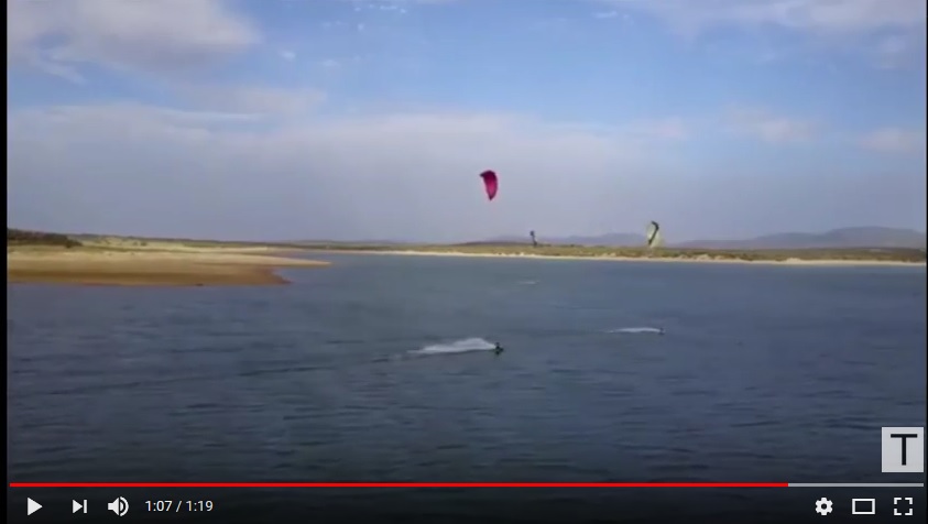 Kitsurf en el Pantano de Portaje-Torrejoncillo