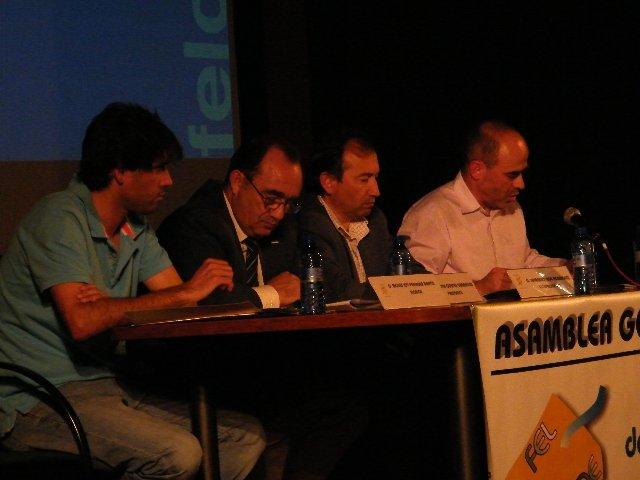 Leví, Cortés, Laureano León y Fuentes, este miércoles en Torrejoncillo - RADIO INTERIOR