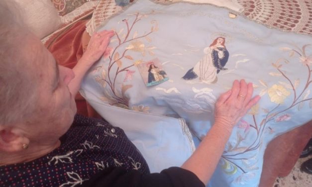 VISITA DE MARÍA A TRAVÉS DEL ESTANDARTE EN TORREJONCILLO