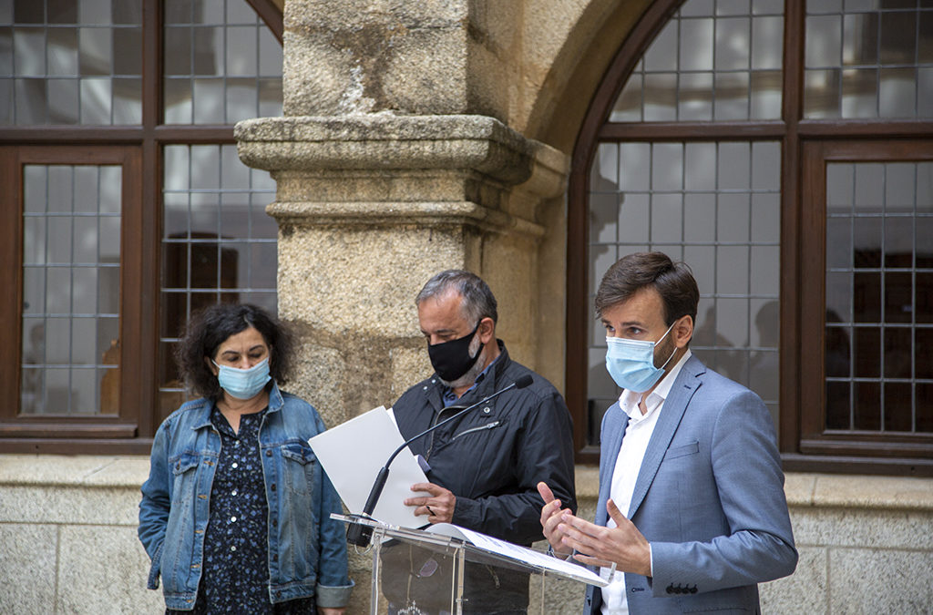 Tesoros de papel y Biblioteca habitada, Torrejoncillo