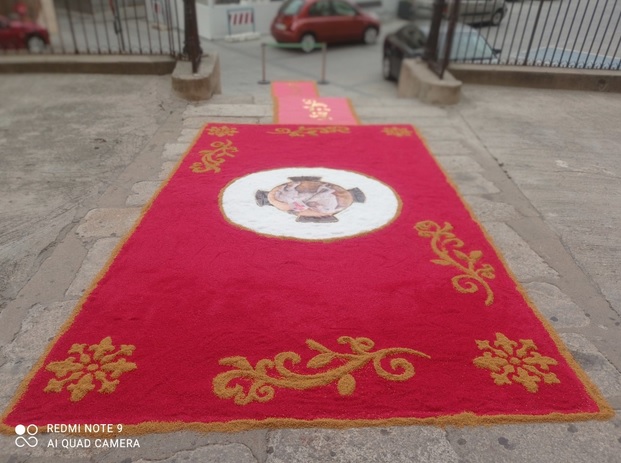 Alfombra de sal en el Corpus Chtisti  en la Parroquia de San Andrés Apóstol