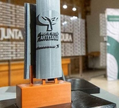 INAUGURACIÓN DEL MONOLITO “ÁREA DE INTERÉS ARTESANAL”