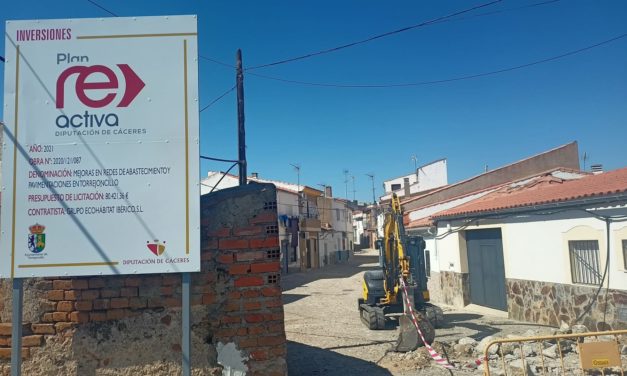 Iniciadas obras de mejora de pavimentos y redes en varias calles del municipio