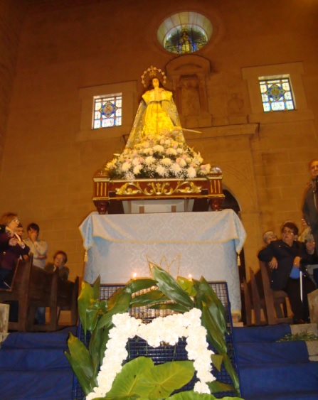 59 jinetes participaban en la ofrenda floral a María Inmaculada en Torrejoncillo