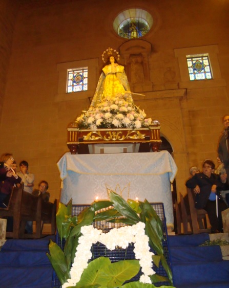 59 jinetes participaban en la ofrenda floral a María Inmaculada  en Torrejoncillo