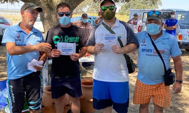 70 participantes en el Concurso de Pesca por parejas
