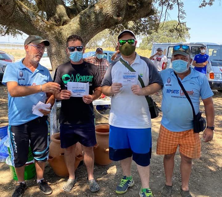 70 participantes en el Concurso de Pesca por parejas