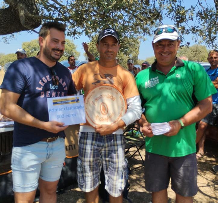 Mario Cabezas gana el V Concurso de Pesca de las fiestas de agosto