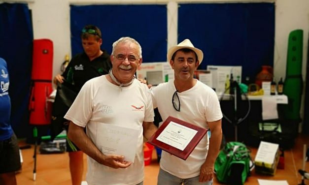 Juan Alfonso González de la Sociedad de Pesca Emérita de Mérida  ganador del primer concurso intersocial de la Sociedad de Pescadores Los Encinares