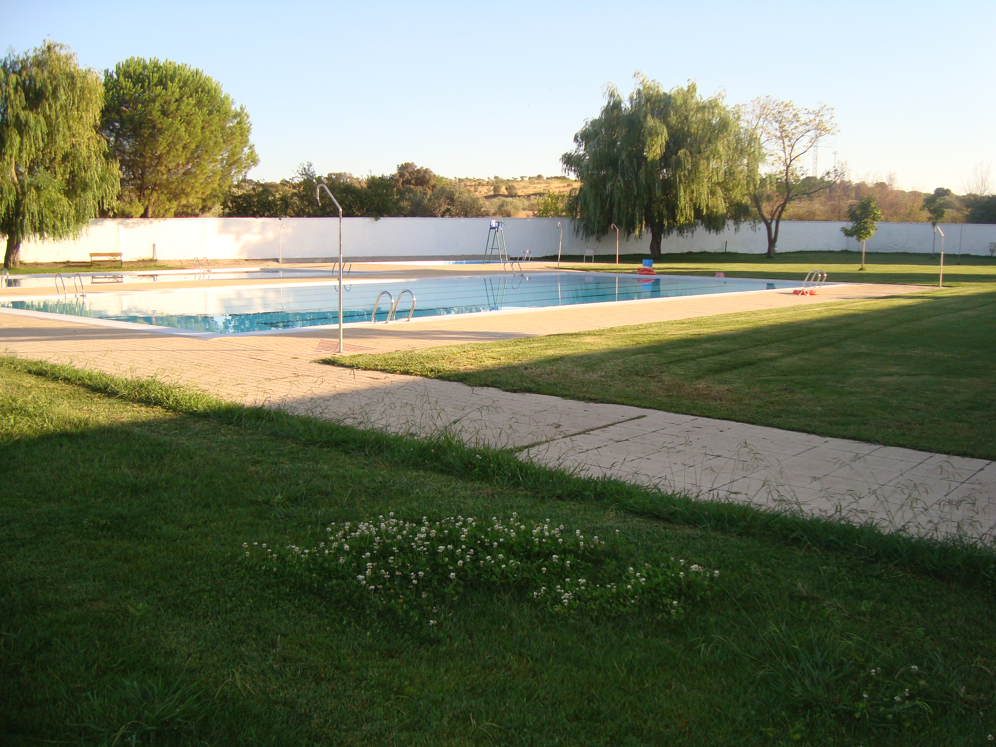 Piscinas Municipales de Torrejoncillo - ARCHIVO