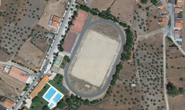 Campaña de recogida de firmas del Club Atletismo Torrejoncillo» Por unas instalaciones dignas para la práctica del atletismo en Torrejoncillo