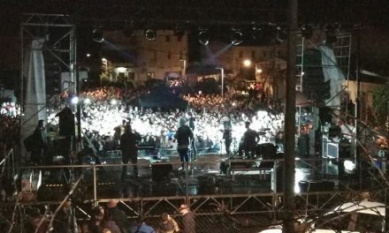 Portaje  llena el concierto de Andy y Lucas