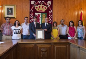 Monago anuncia en su visita a Torrejoncillo la declaración de Festejo Taurino Popular Tradicional a los Toros de Agosto