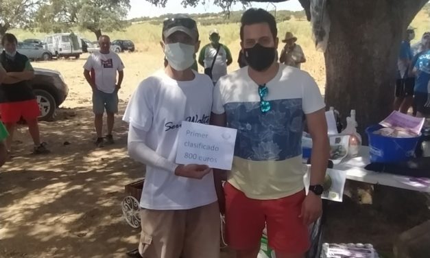 Mario Cabezas ganador del concurso de pesca Intersocial de la Sociedad de Pescadores los Encinares