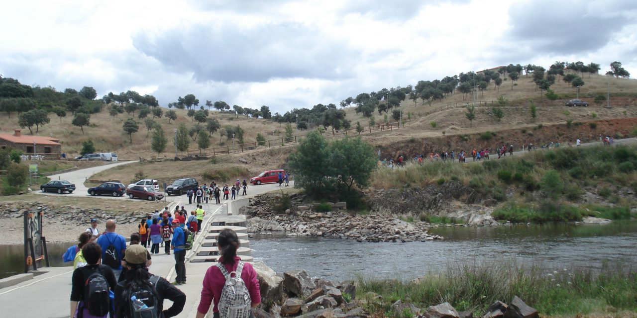 170 senderistas participan en la IV Ruta del Contrabando