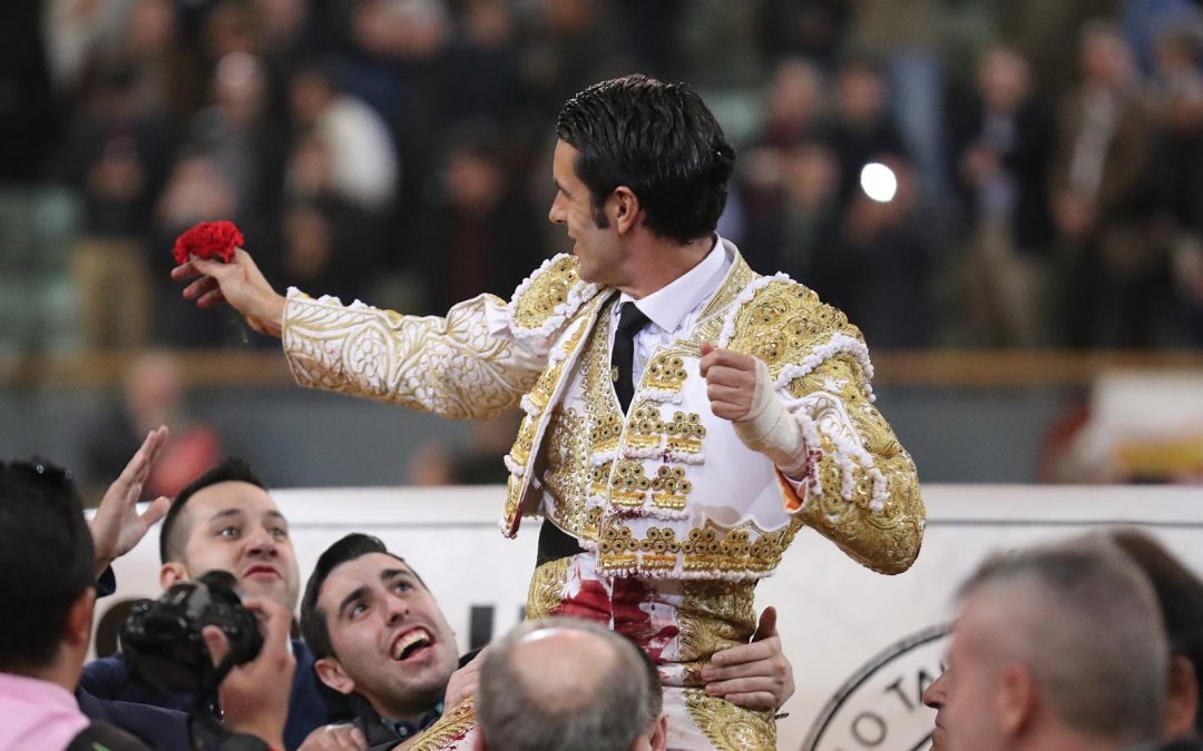 Rotundo Emilio de Justo, puerta grande en Vistalegre