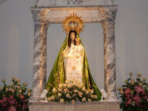 Virgen de Tebas en el santuario de Casas de Millán - CEDIDA