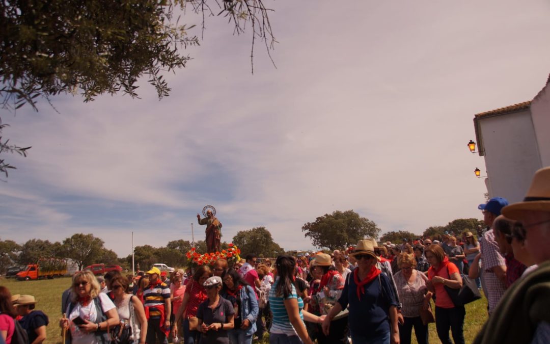 Y es la hora, llegan las cruces a la pradera de San Pedro