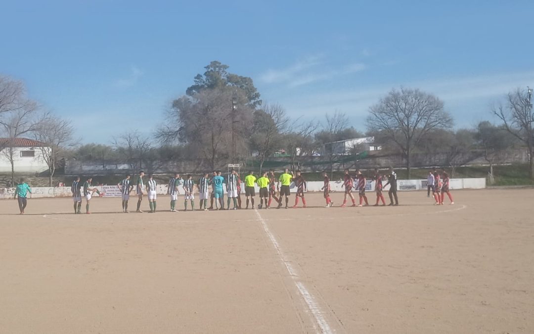 5 Juveniles convocados con el equipo de segunda división