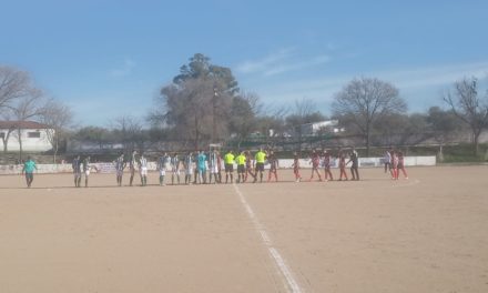 5 Juveniles convocados con el equipo de segunda división