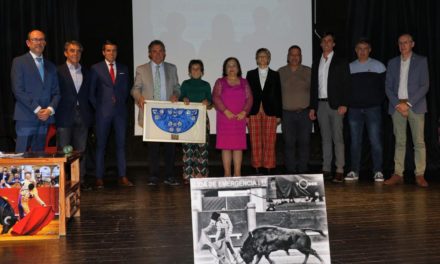Gran éxito de participación en las III Jornadas Taurinas Torrejoncillanas, organizadas durante este fin de semana, en compañía de nuestro torero.