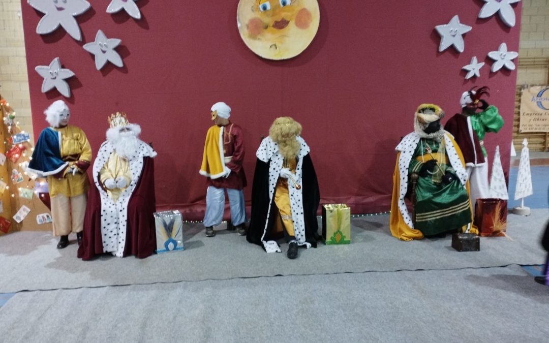Ya llegaron los Reyes Magos a Torrejoncillo y Valdencin (Contiene Galería Fotográfica)