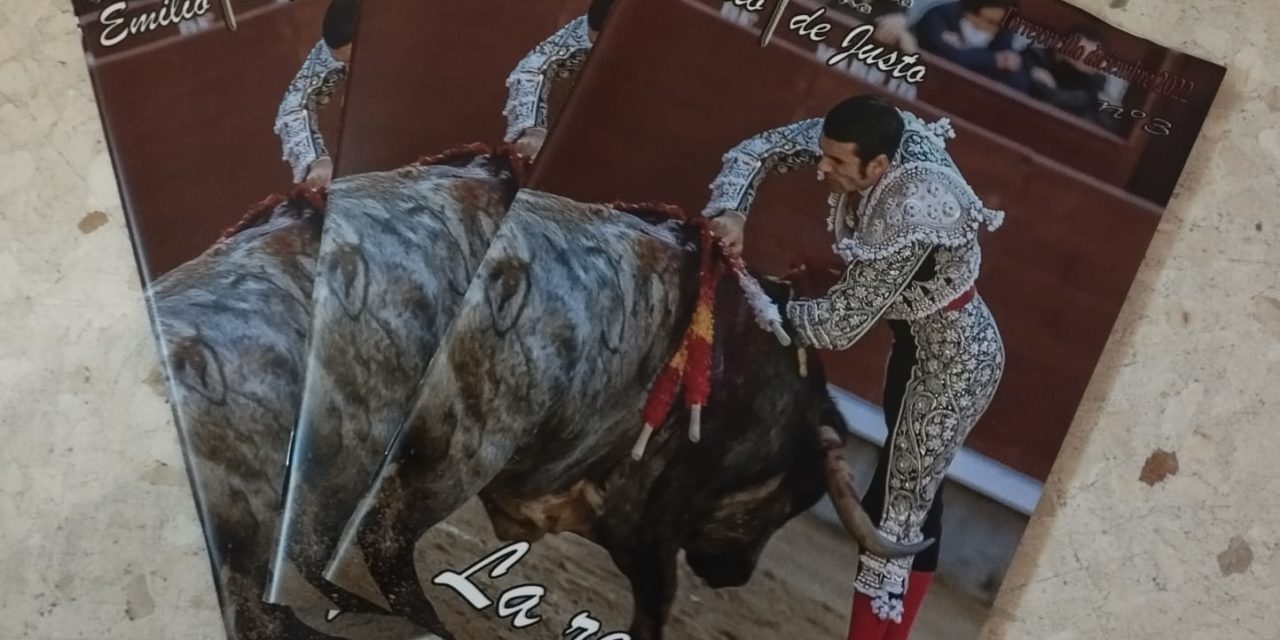 Presentación del tercer número de la  revista del Club Taurino Emilio de Justo