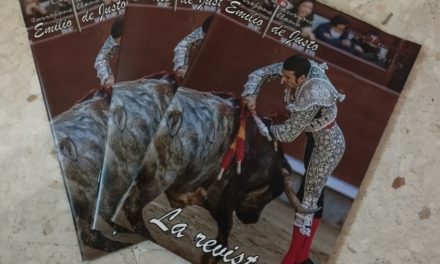 Presentación del tercer número de la  revista del Club Taurino Emilio de Justo