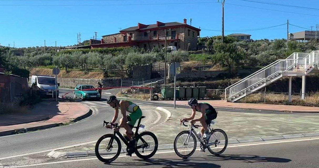 Plata en el Campeonato de Extremadura de Triatlón