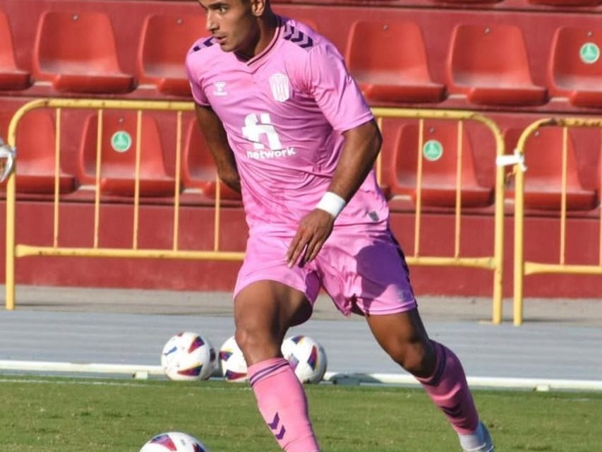 Torrejoncillano debuta en Segunda