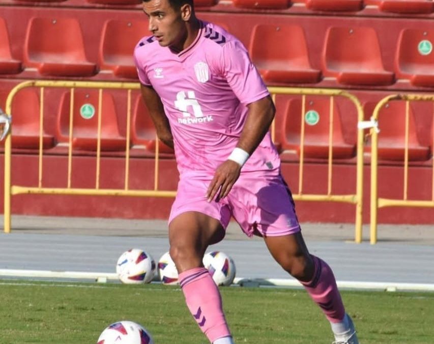 Torrejoncillano debuta en Segunda