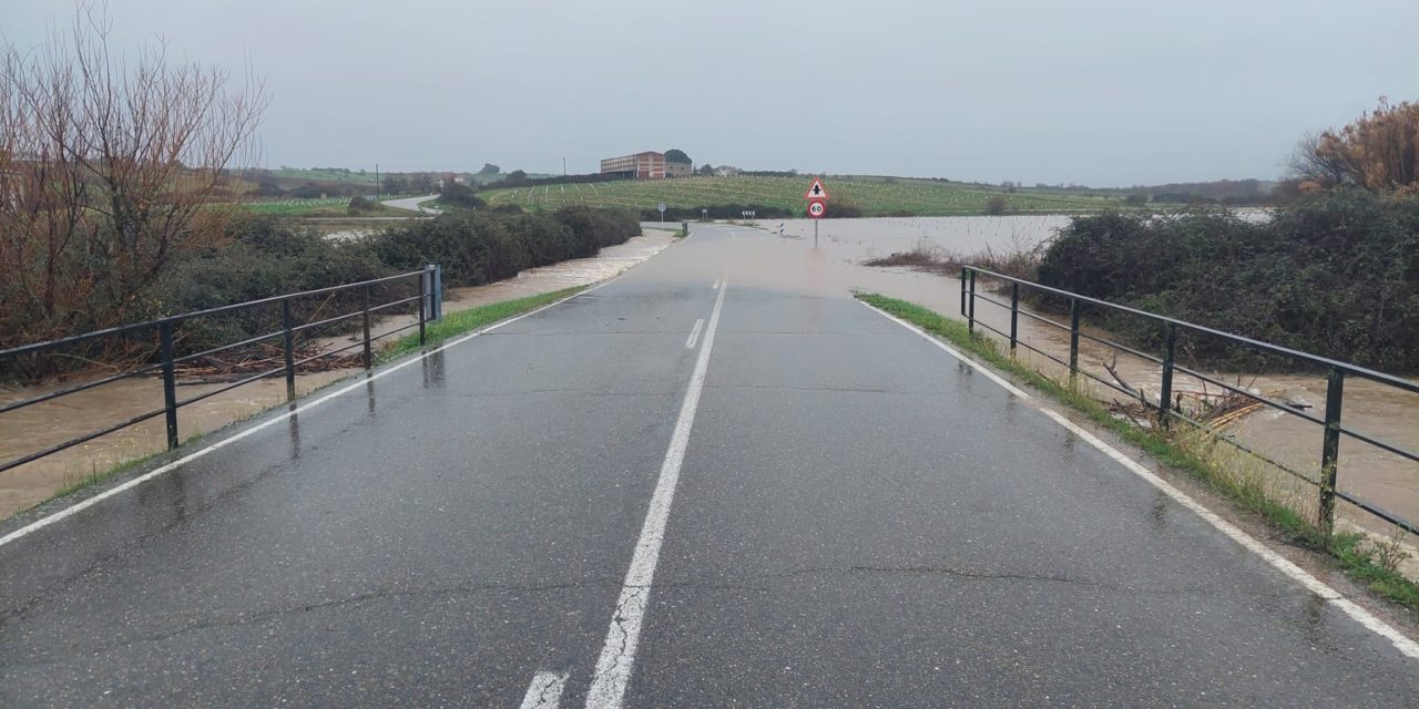 Cortada la Carretera de Valdencin por las intensas lluvias