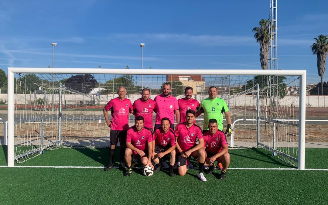 Torrejoncillo triunfa en el triangular