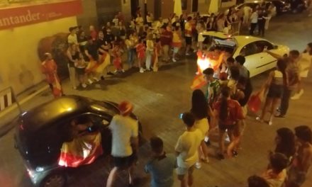 7 de 7 Torrejoncillo celebra la Eurocopa