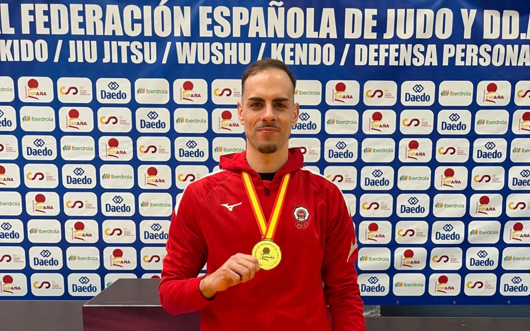 Angel María Gómez  vuelve a renovar el Campeonato de España de Jiu Jitsu