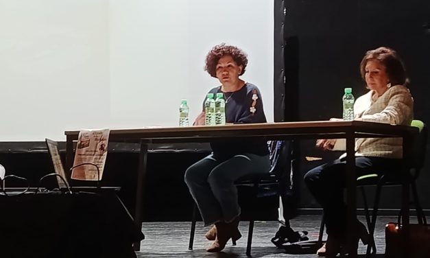 Akiko, la mujer libélula.