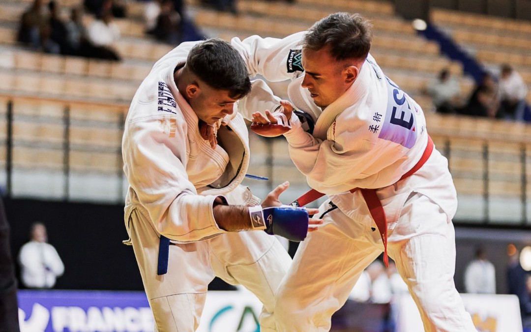 Ángel María Gómez medalla de Plata en el Grand  Prix de París de Jujitsu