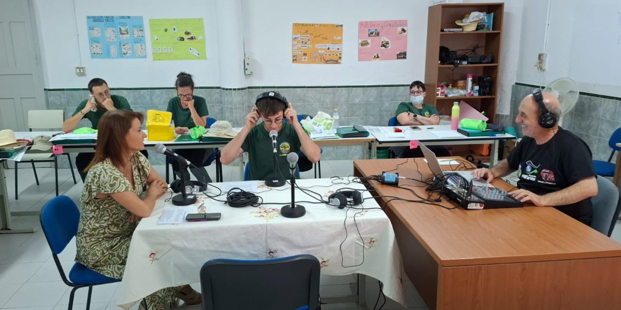 Proyecto Escala y Radio Alfares se unen en una actividad y graban un programa de radio
