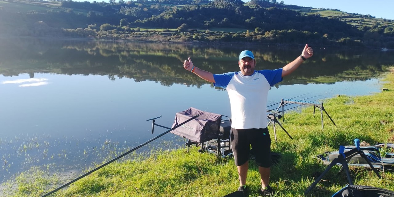Raúl Vergel se encuentra disputando el Campeonato de España de Pesca Freestyle