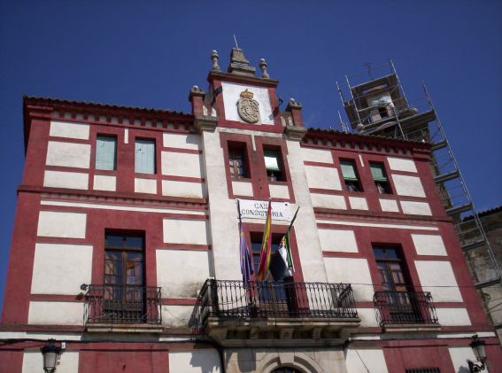 Corte al trafico de Vehiculos de la Calle Coria